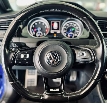 2015 Volkswagen Golf R 4Motion