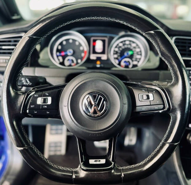 2015 Volkswagen Golf R 4Motion