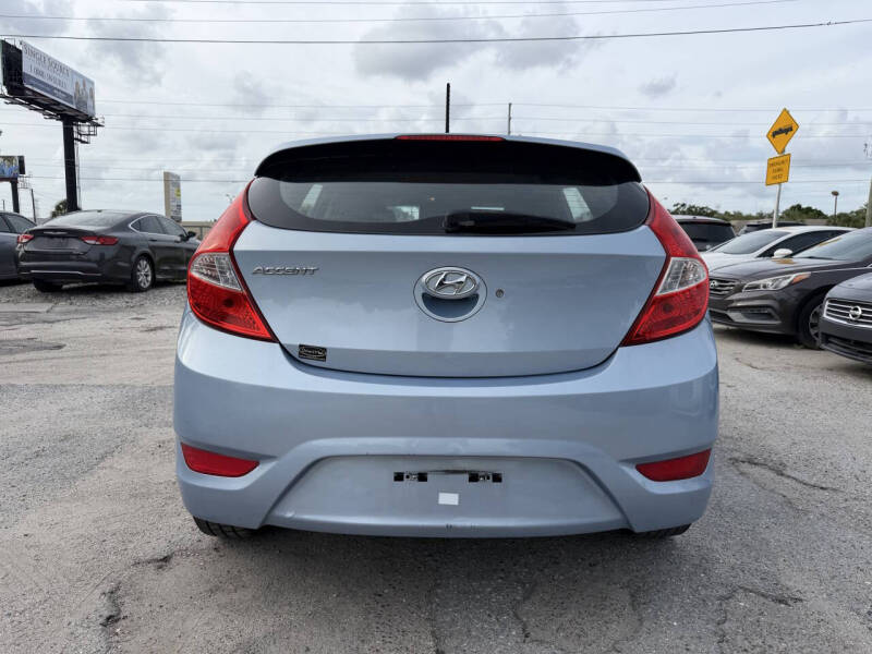 2014 Hyundai Accent SE