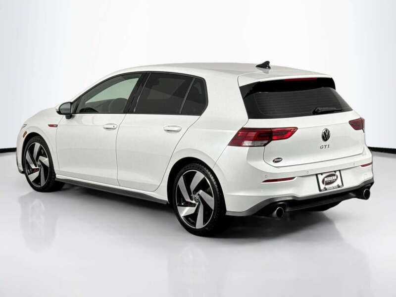 2024 Volkswagen Golf GTI S