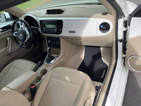 2013 Volkswagen Beetle