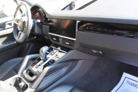 2021 Porsche Cayenne GTS