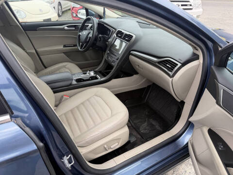 2018 Ford Fusion SE