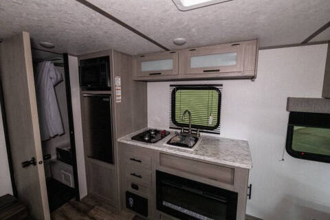 2024 Coleman Dutchman