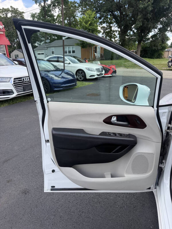 2017 Chrysler Pacifica Limited