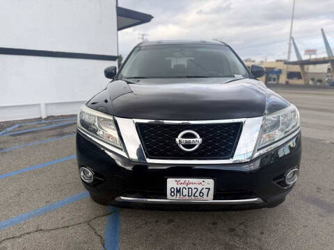 2016 Nissan Pathfinder SV