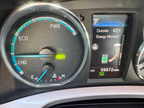 2016 Toyota RAV4 Hybrid XLE