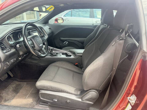 2017 Dodge Challenger SXT