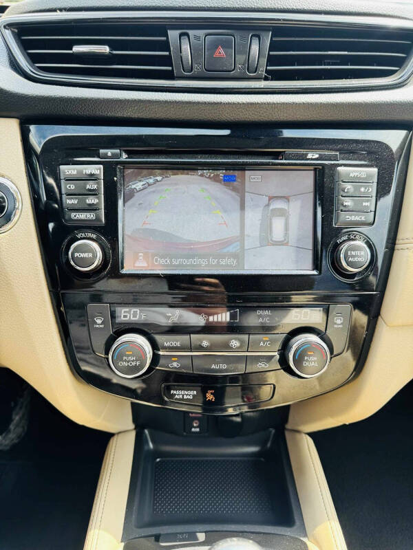 2017 Nissan Rogue SL