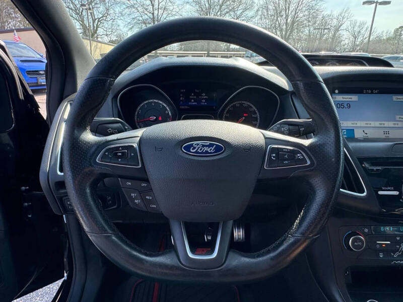 2017 Ford Focus ST