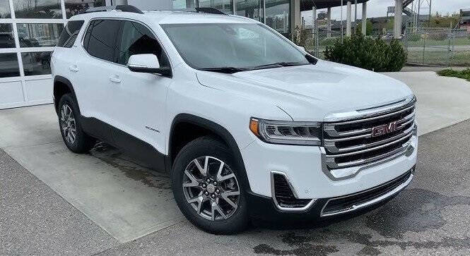 2022 GMC Acadia SLE
