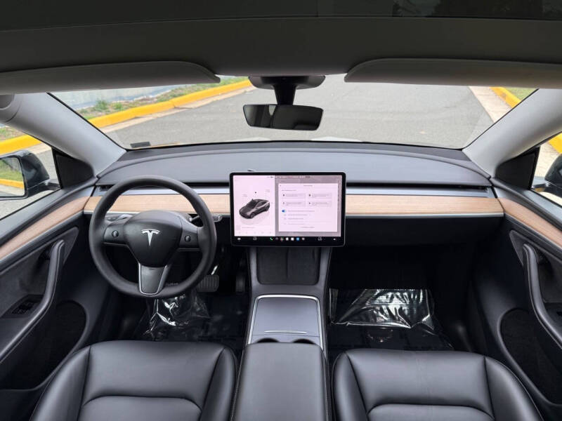 2025 Tesla Model Y Long Range