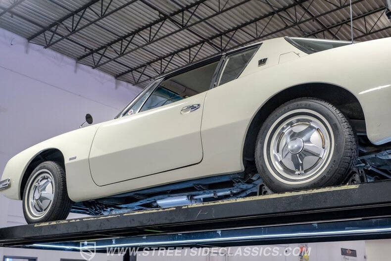 1963 Studebaker Avanti