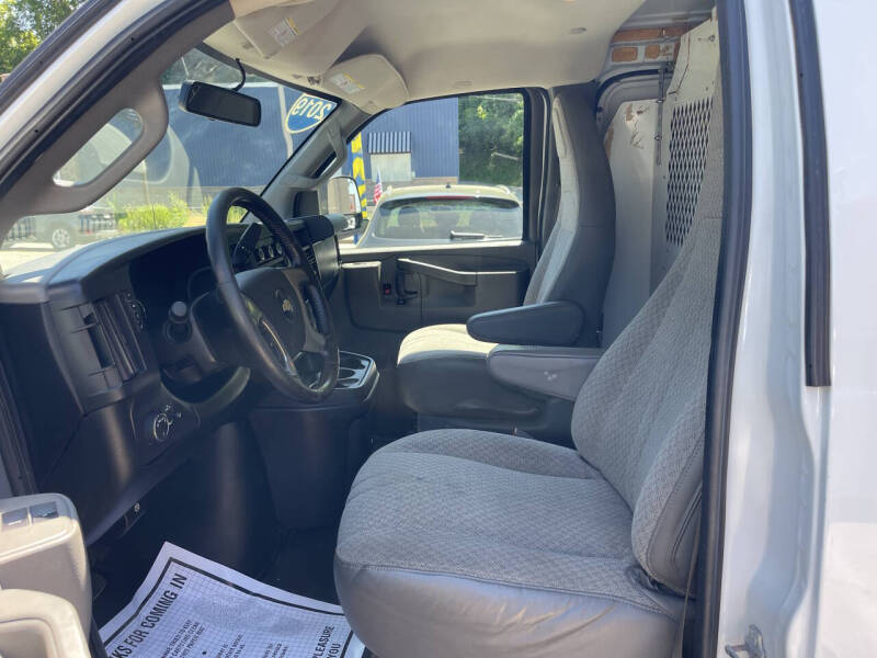2019 Chevrolet Express 2500