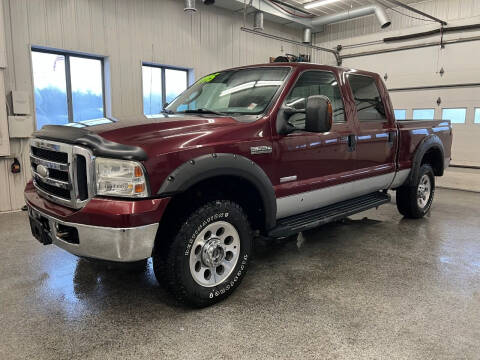 2006 Ford F-350 Super Duty for sale at Sand's Auto Sales in Cambridge MN