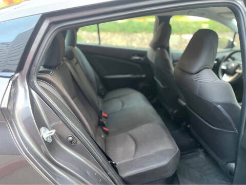 2017 Toyota Prius Two