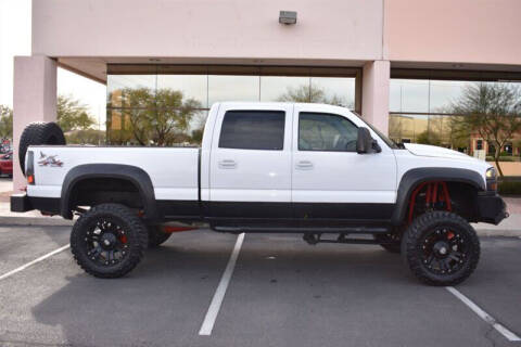 2005 GMC Sierra 2500HD for sale at GOLDIES MOTORS in Phoenix AZ