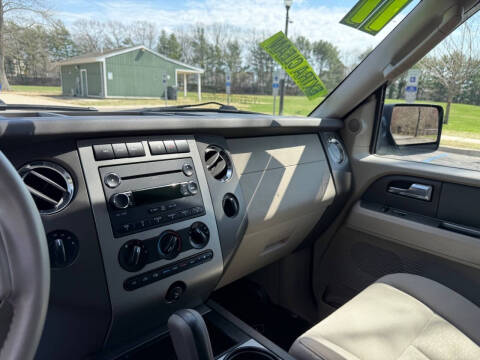 2011 Ford Expedition XLT