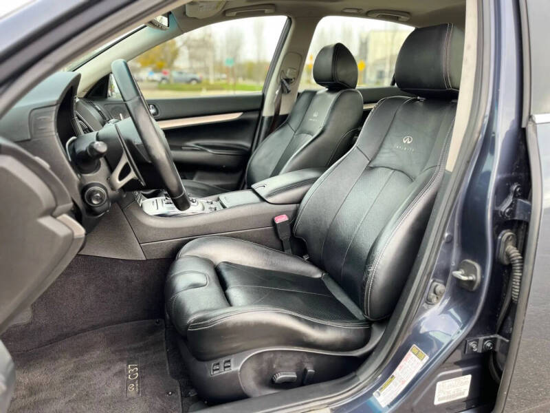2012 Infiniti G37 Sedan Journey