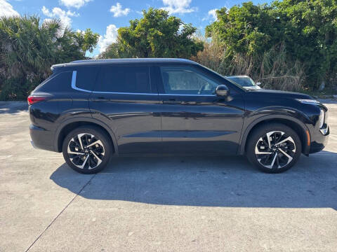 2024 Mitsubishi Outlander SEL Black Edition