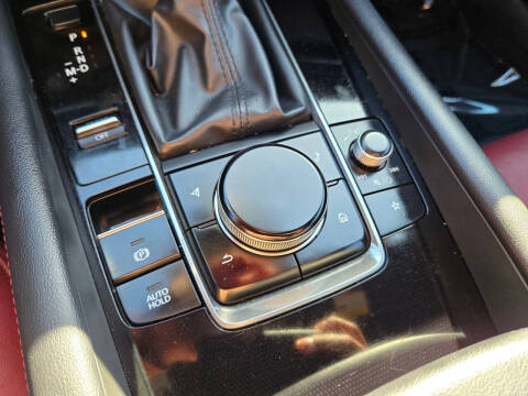 2024 Mazda Mazda3 Hatchback 2.5 S Carbon Edition