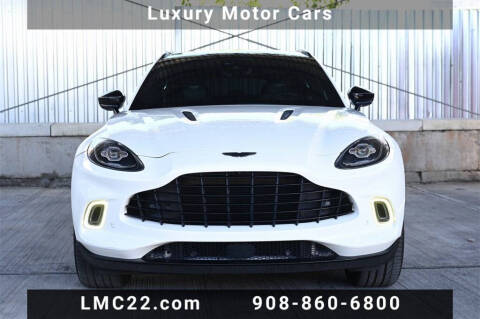 2021 Aston Martin DBX