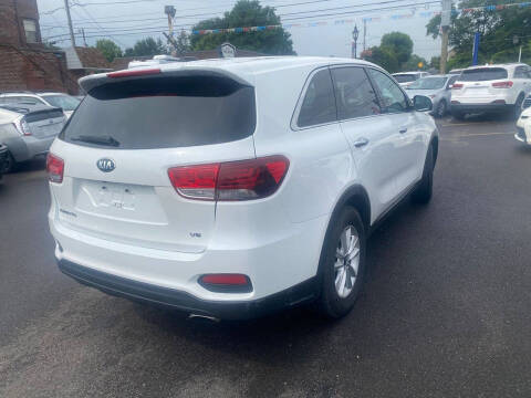 2020 Kia Sorento S V6