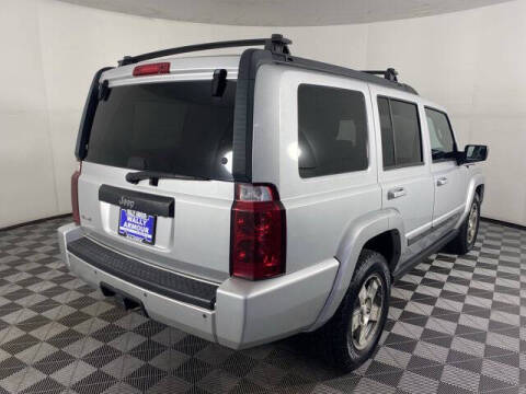 2010 Jeep Commander Sport