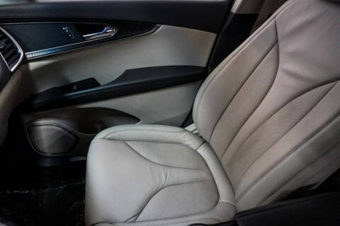 2019 Lincoln Nautilus Select