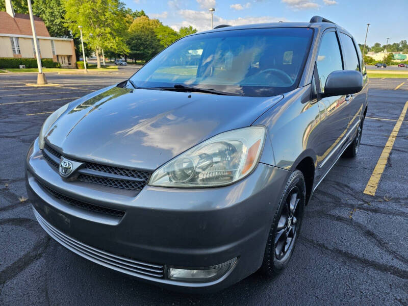 2005 Toyota Sienna for sale at AutoBay Ohio in Akron OH