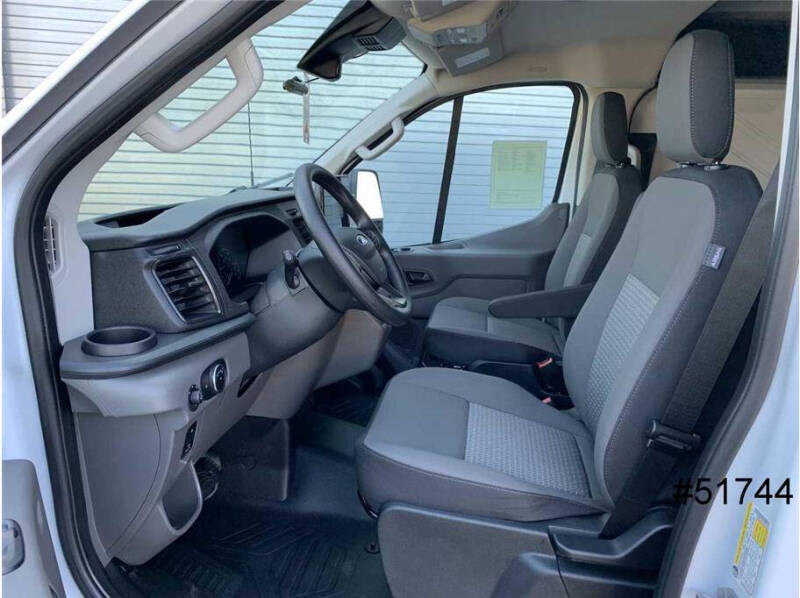 2025 Ford E-Transit 350