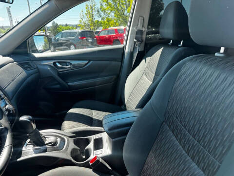 2020 Nissan Rogue S