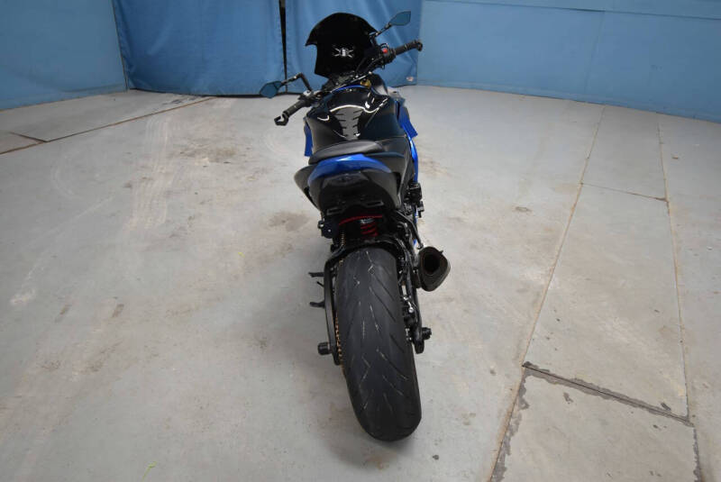 2018 Suzuki GSX 1000F