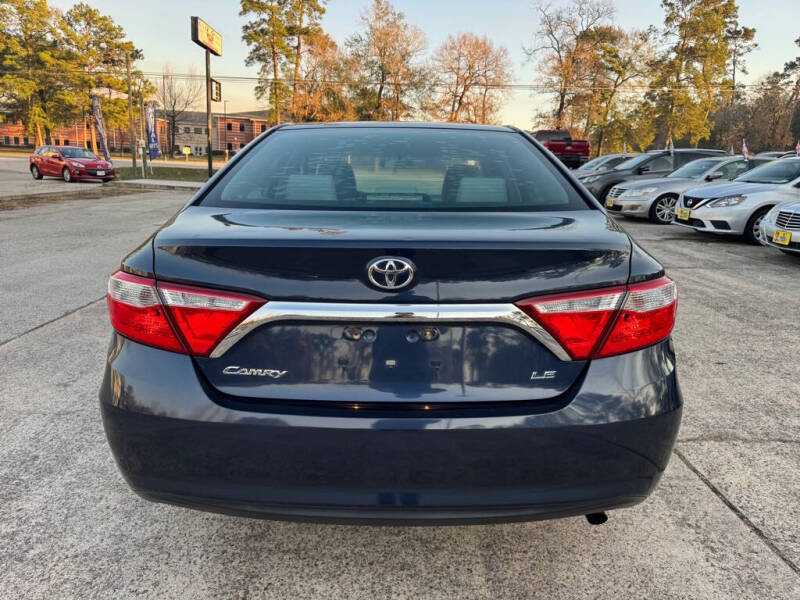 2016 Toyota Camry LE