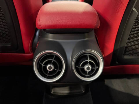 2020 Alfa Romeo Stelvio Sport