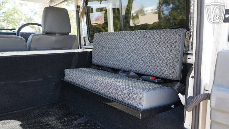 1998 Land Rover Defender