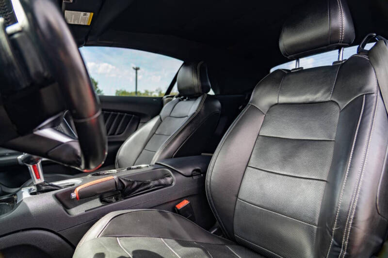 2019 Ford Mustang EcoBoost Premium