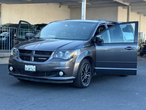 2017 Dodge Grand Caravan GT