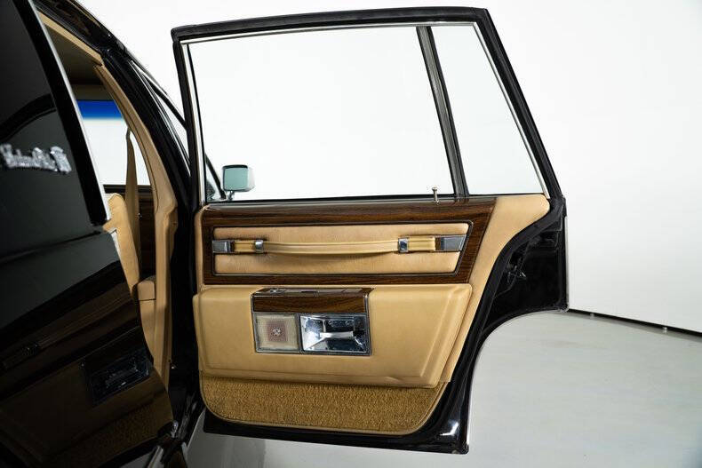 1977 Cadillac DeVille