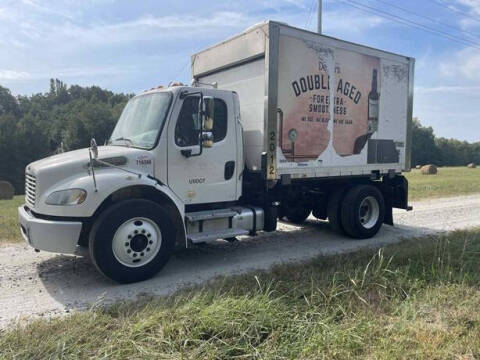 2019 Freightliner M2 106