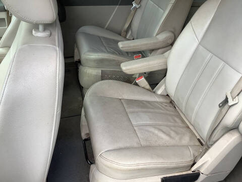 2008 Chrysler Town and Country Touring