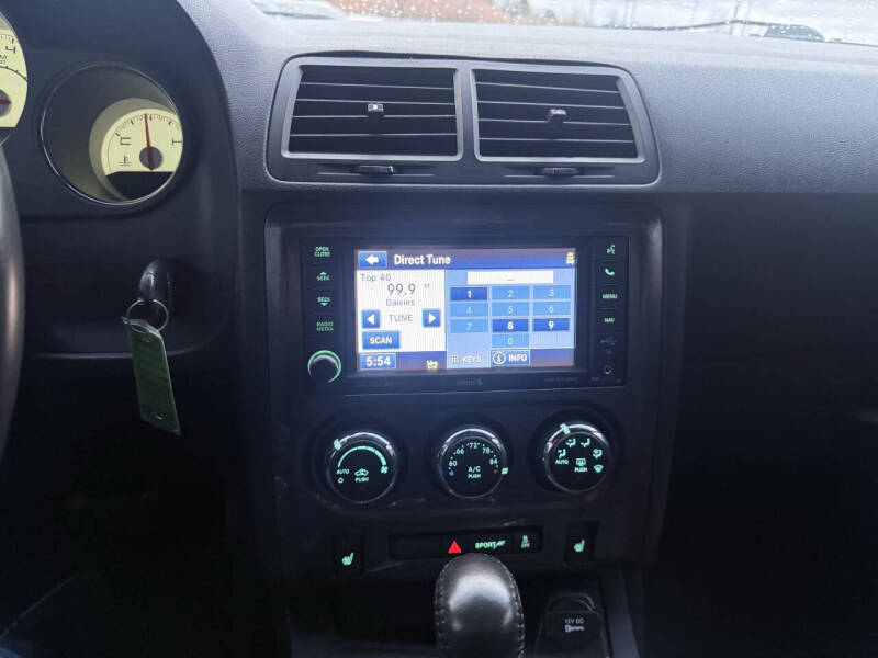 2013 Dodge Challenger SXT