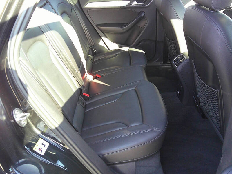 2016 Audi Q3 2.0T quattro Premium Plus