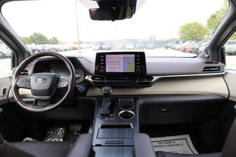 2021 Toyota Sienna Platinum 7-Passenger