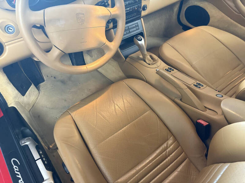 2000 Porsche 911 Carrera