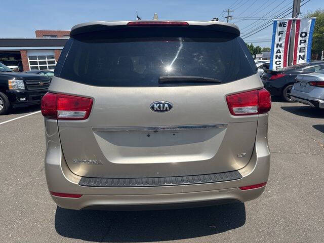 2017 Kia Sedona LX