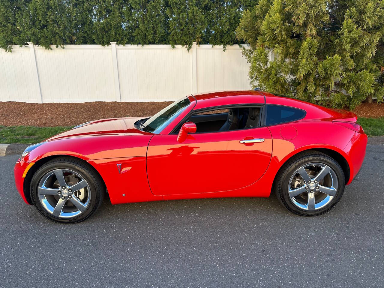 2009 Pontiac Solstice 12