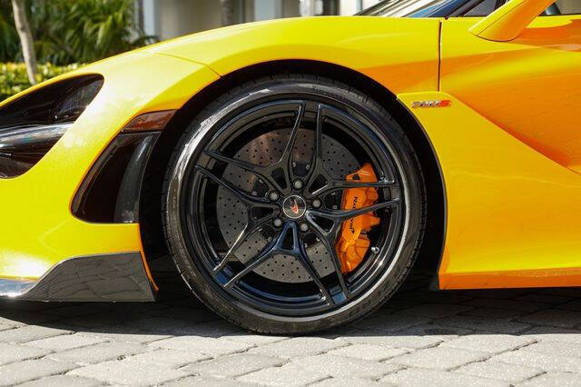 2020 McLaren 720S Spider Luxury