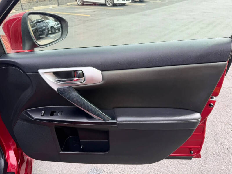 2012 Lexus CT 200h