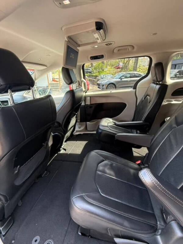 2018 Chrysler Pacifica Touring L
